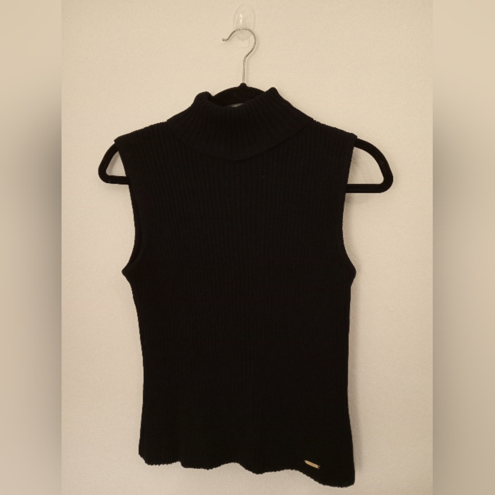 St. John Turtleneck Tank Shell